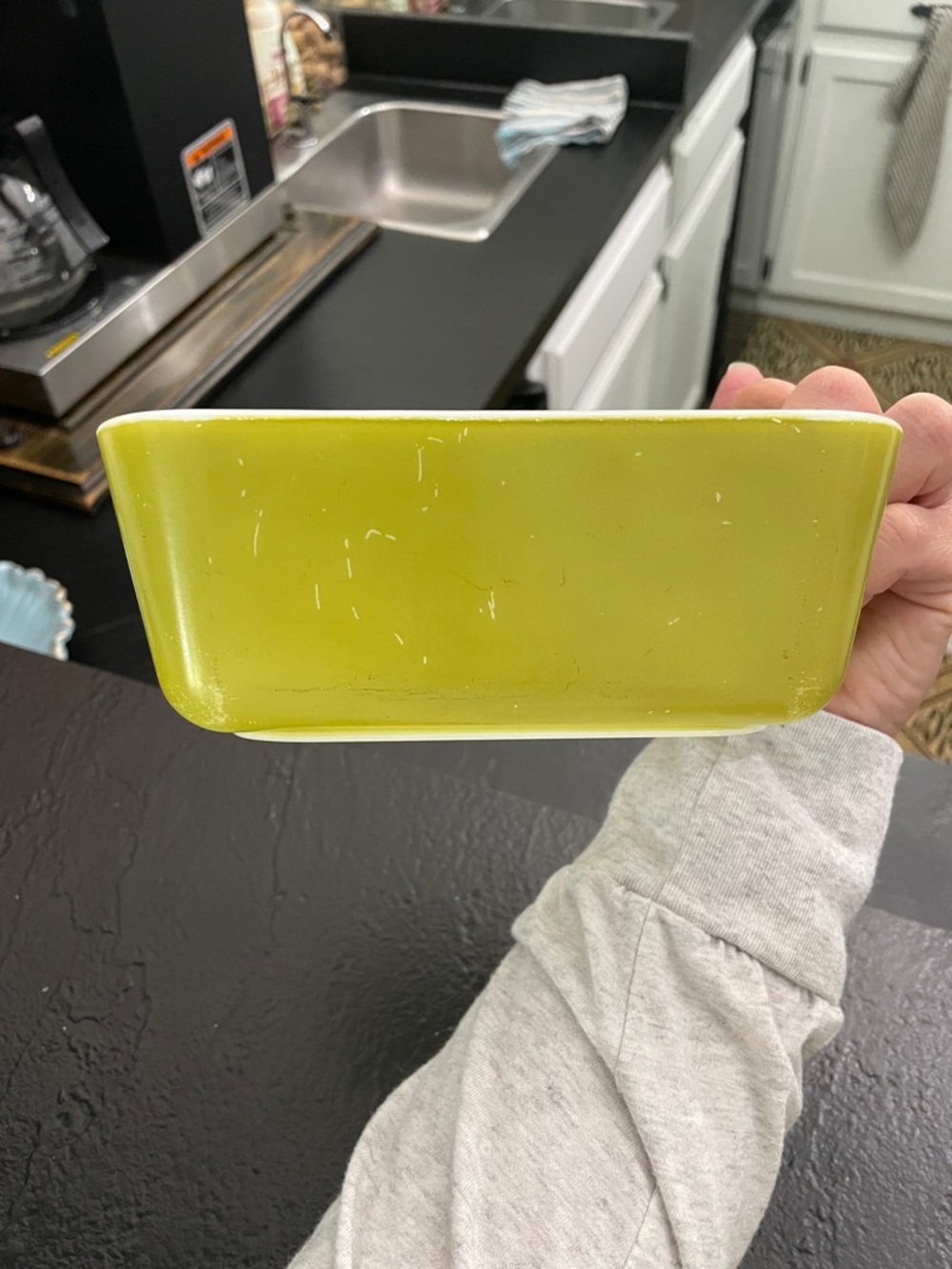 Pyrex Verde Frigie Set- No Lids Vintage Yellow Glass Baking/Storage Dish Set - Picture 8 of 15